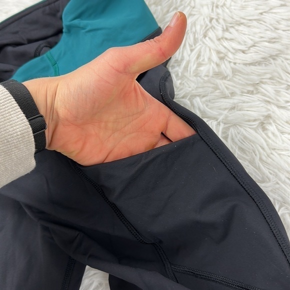 Lululemon Speed Tight IV *Lights Out Black / Forage Teal - Picture 6 of 8
